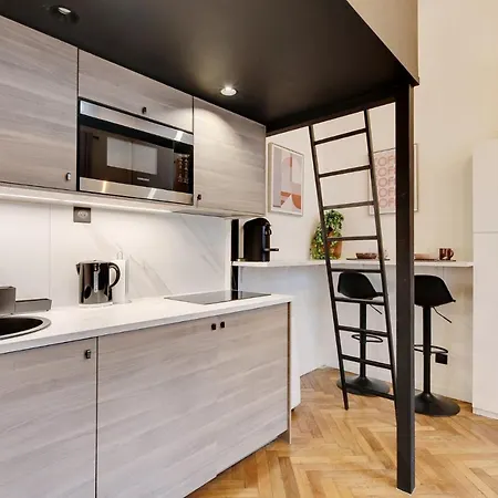 Charming In Heart Of Le Marais - Gethosted Paris